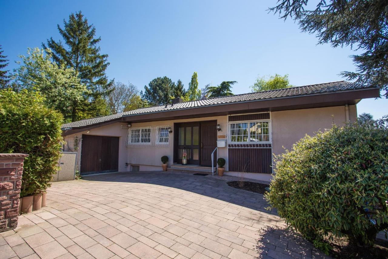 Villa-Doerr 100 m² + 1500m² Garten Wörrstadt Exterior foto